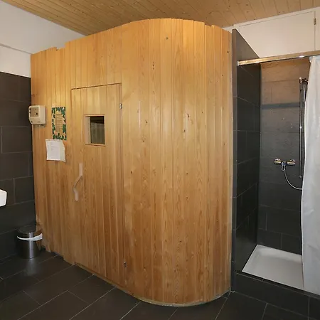 Chesa Surlej, Chalet