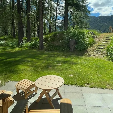 Chalet Chesa Surlej, *