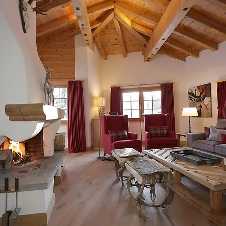 Chesa Surlej, Chalet