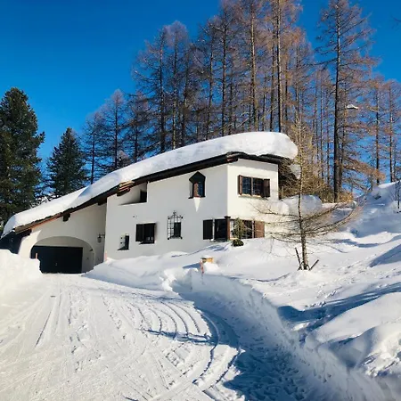 The Davos, Chesa Surlej Domek alpejski Davos