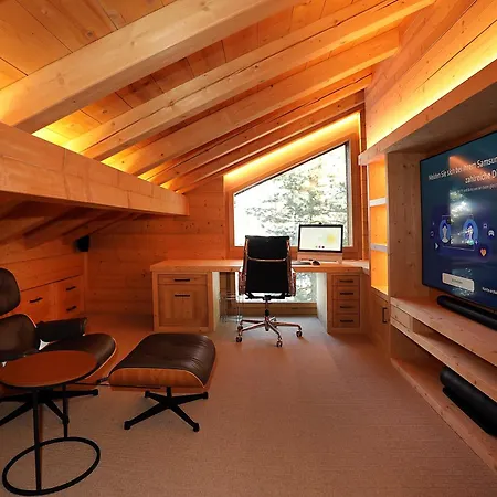 The Davos, Chesa Surlej בקתה *