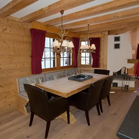 Dağ evi The Davos, Chesa Surlej
